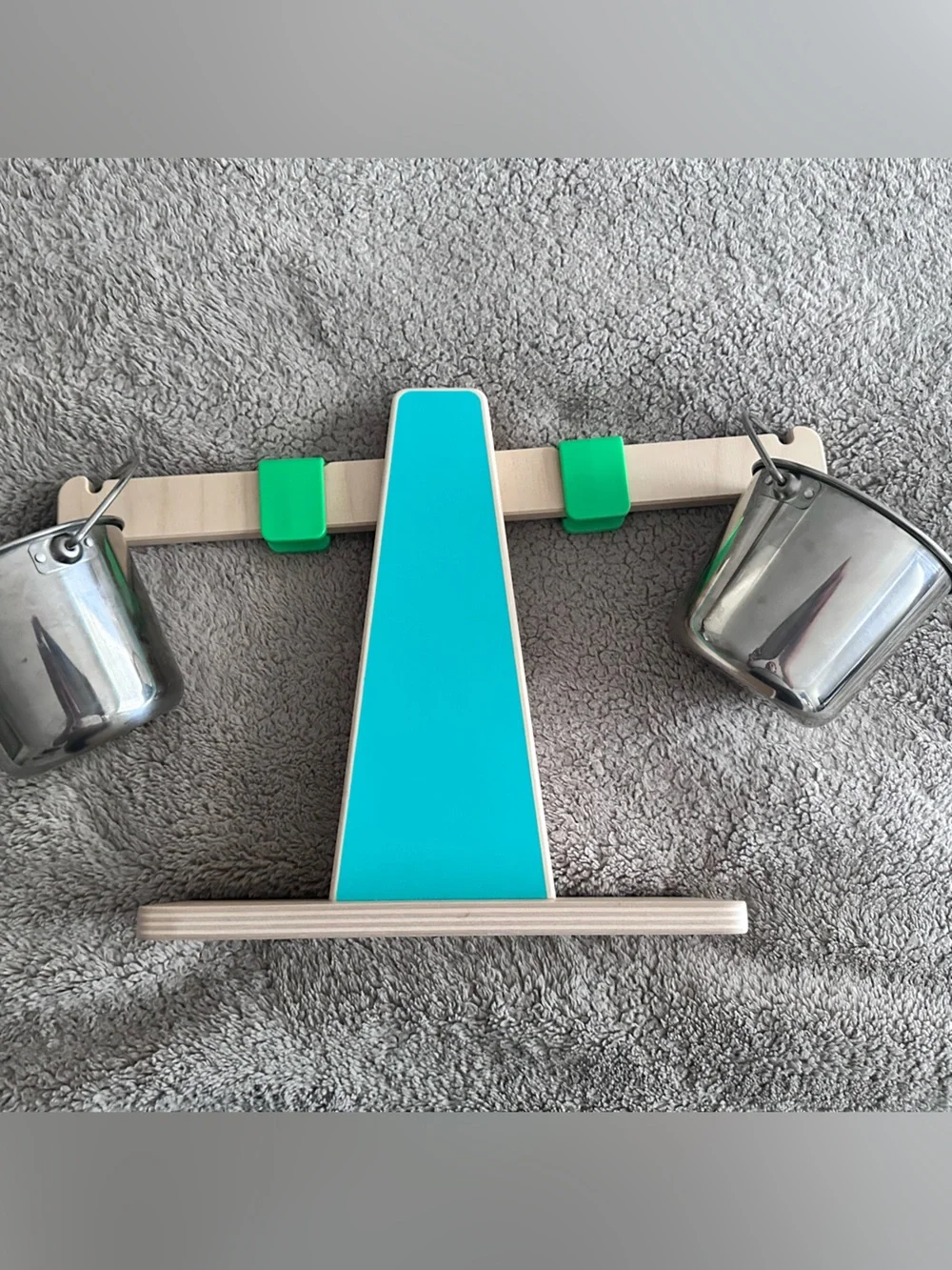 Lovevery Balance Scale